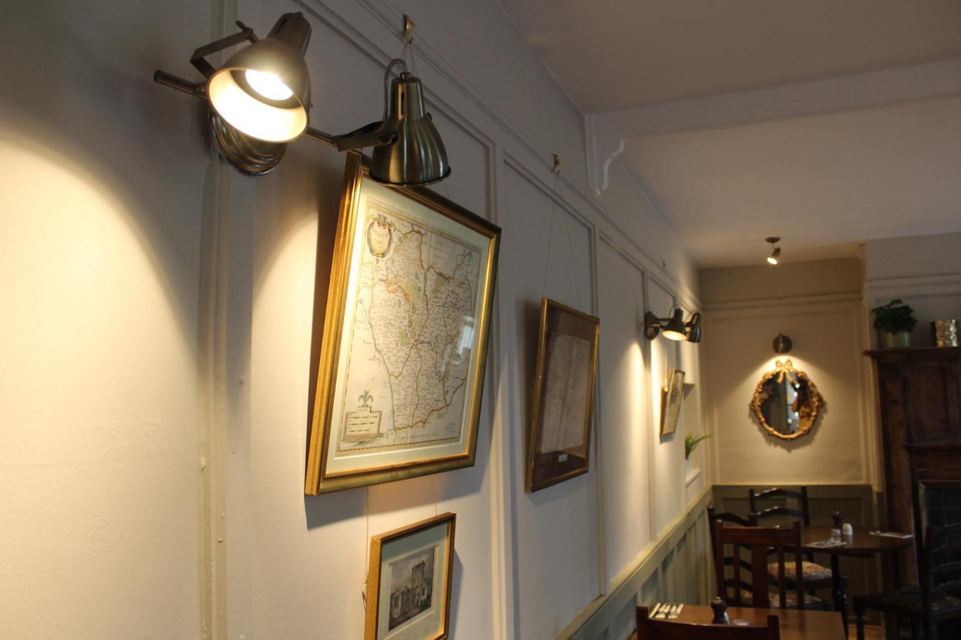 The Unicorn Inn Newton Solney Kültér fotó
